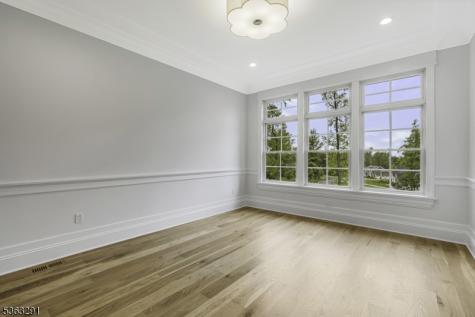 8 Cobblestone Court Warren NJ 07059