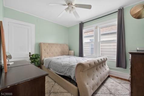 52 Clifford Street East Orange NJ 07018