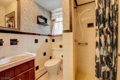 49 Frog Hollow Road Tewksbury NJ 07830