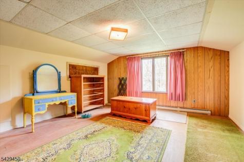 49 Frog Hollow Road Tewksbury NJ 07830