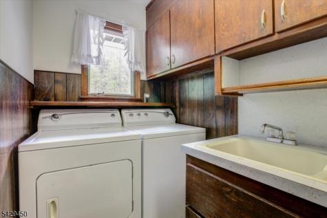 49 Frog Hollow Road Tewksbury NJ 07830