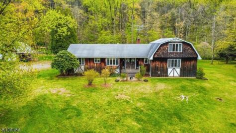 49 Frog Hollow Road Tewksbury NJ 07830
