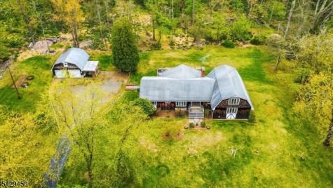 49 Frog Hollow Road Tewksbury NJ 07830