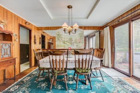 49 Frog Hollow Road Tewksbury NJ 07830