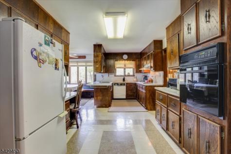 49 Frog Hollow Road Tewksbury NJ 07830