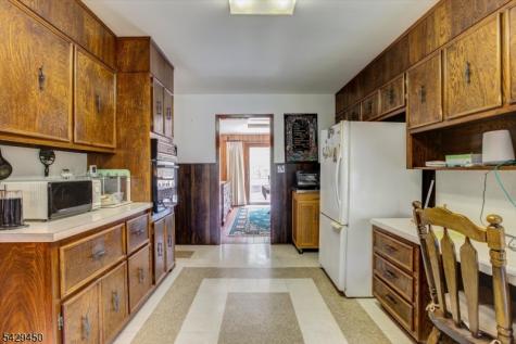 49 Frog Hollow Road Tewksbury NJ 07830