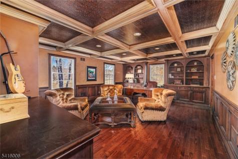 18 Kerby Lane Mendham NJ 07945