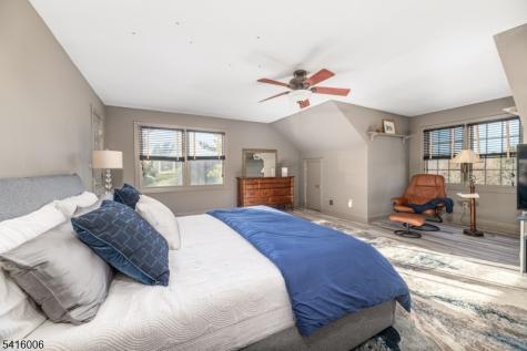 18 Kerby Lane Mendham NJ 07945