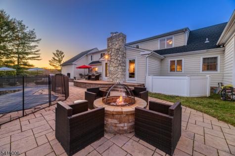 18 Kerby Lane Mendham NJ 07945