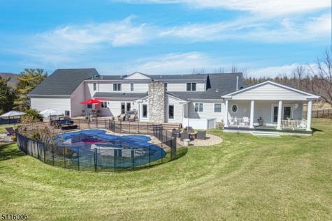 18 Kerby Lane Mendham NJ 07945