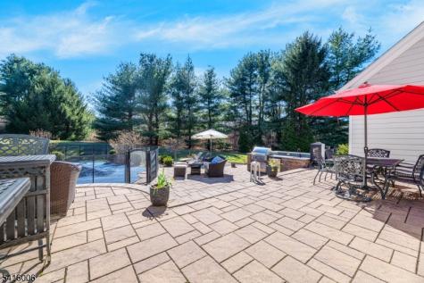 18 Kerby Lane Mendham NJ 07945