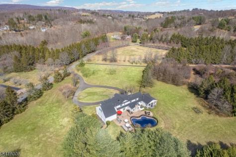 18 Kerby Lane Mendham NJ 07945