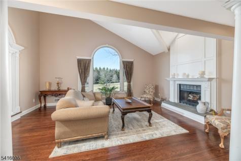 18 Kerby Lane Mendham NJ 07945