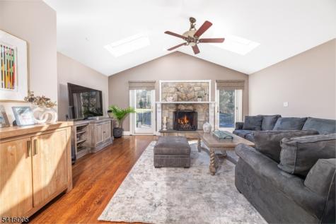 18 Kerby Lane Mendham NJ 07945