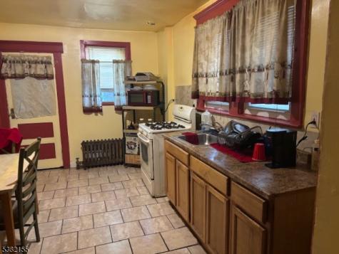 141 Shepard Avenue East Orange NJ 07018