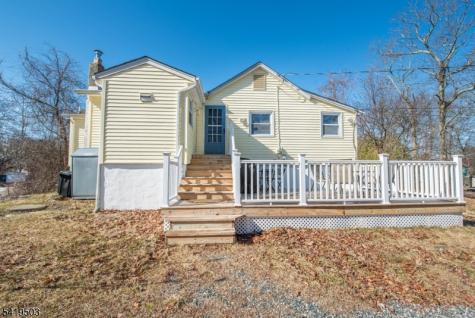40 Kingsland Road West Milford NJ 07421