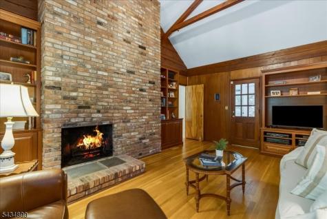 1110 Minisink Way Westfield NJ 07090