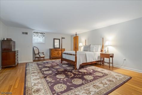 1110 Minisink Way Westfield NJ 07090