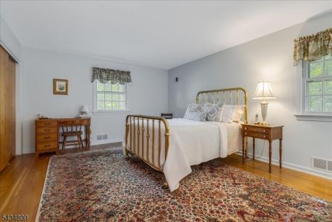 1110 Minisink Way Westfield NJ 07090