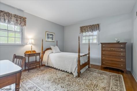 1110 Minisink Way Westfield NJ 07090
