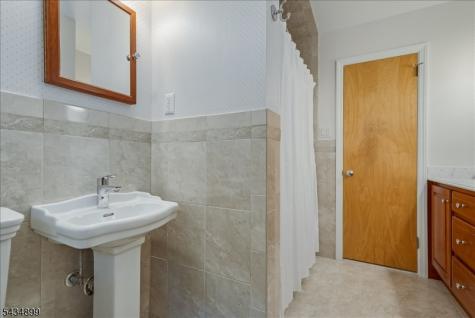 1110 Minisink Way Westfield NJ 07090
