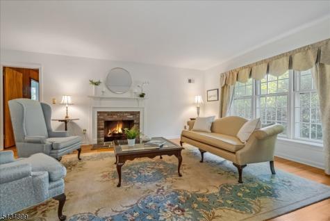 1110 Minisink Way Westfield NJ 07090