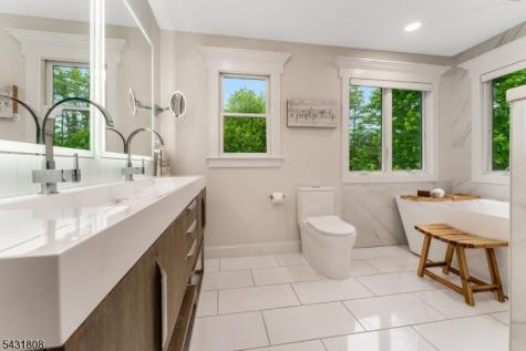 97 Union Road Kingwood NJ 08825