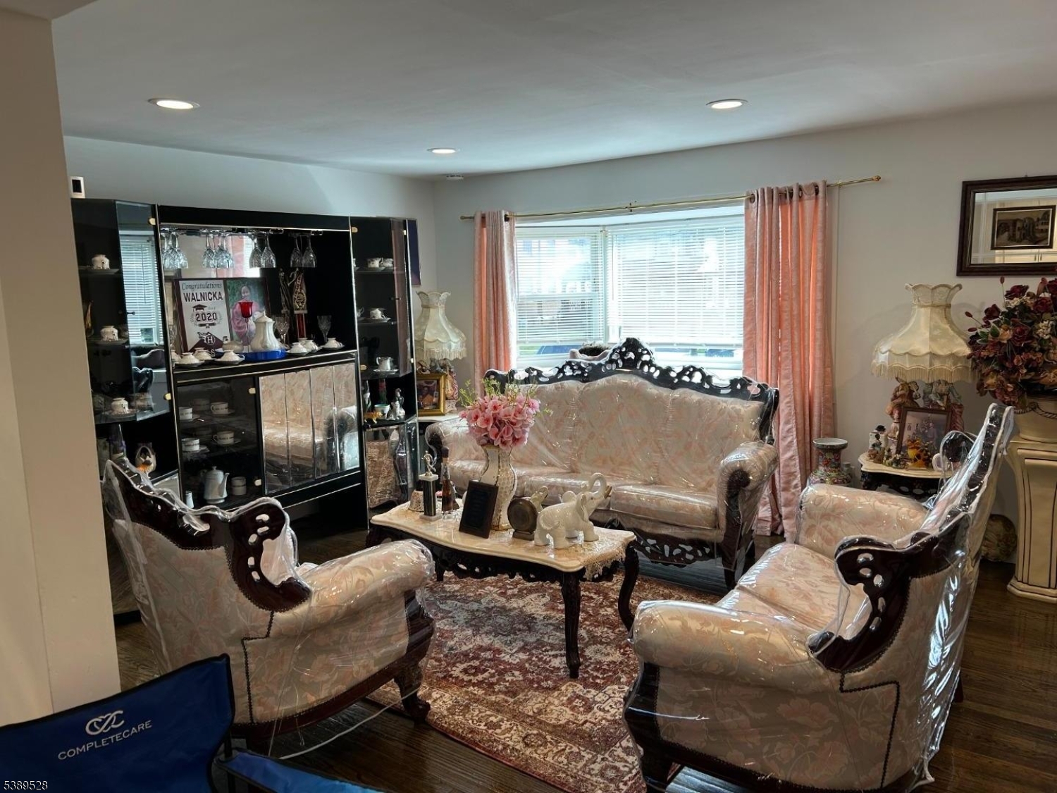 126 W 5th Avenue Roselle NJ 07203