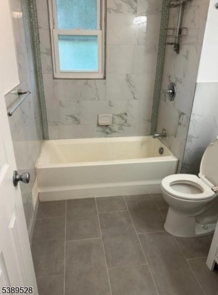 126 W 5th Avenue Roselle NJ 07203
