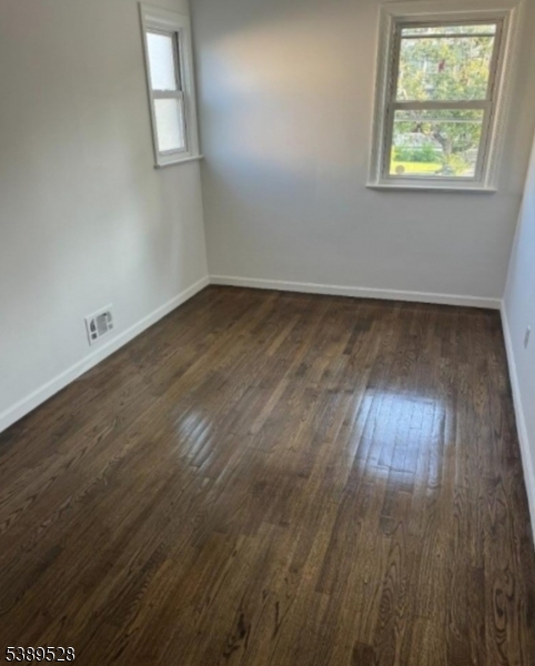 126 W 5th Avenue Roselle NJ 07203