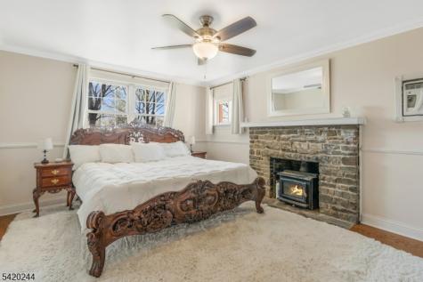 123 Thatchers Hill Road Raritan NJ 08822