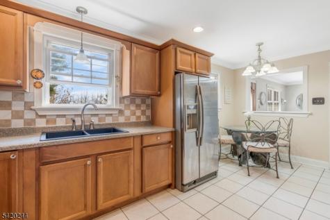 123 Thatchers Hill Road Raritan NJ 08822