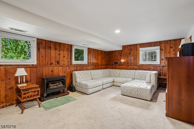 4 Nautical Terrace Jefferson NJ 07849