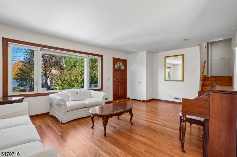 4 Nautical Terrace Jefferson NJ 07849