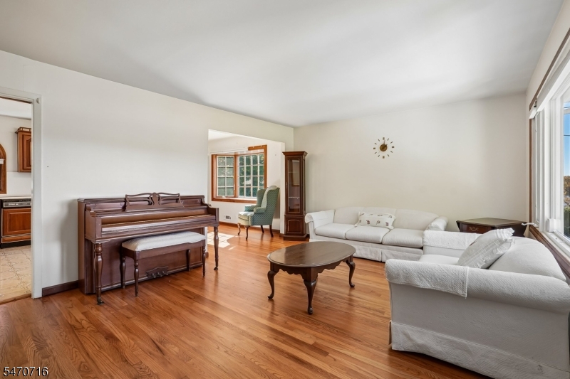 4 Nautical Terrace Jefferson NJ 07849