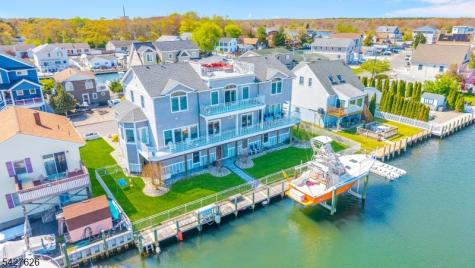 6 Capstan Road Ocean NJ 08758
