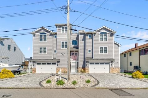 6 Capstan Road Ocean NJ 08758