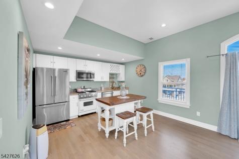 6 Capstan Road Ocean NJ 08758