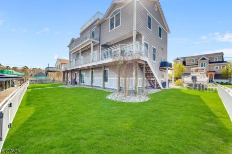 6 Capstan Road Ocean NJ 08758