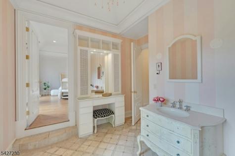 501 Timberline Drive Franklin Lakes NJ 07417