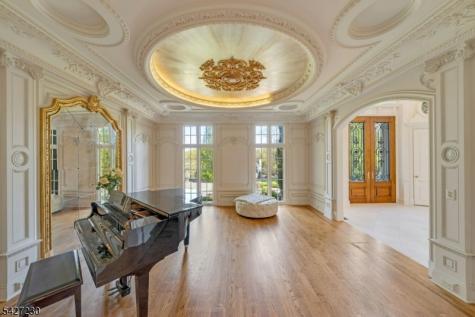 501 Timberline Drive Franklin Lakes NJ 07417