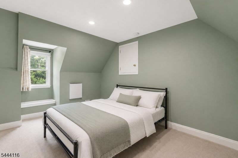 164 E Mountain Road Hillsborough NJ 08844