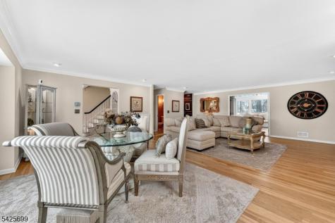48 Tree Top Road Readington NJ 08889