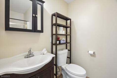 523 W Hill Road Lebanon NJ 08826