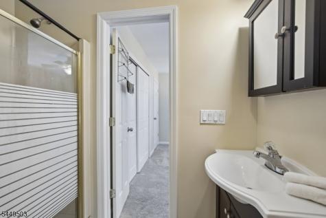 523 W Hill Road Lebanon NJ 08826