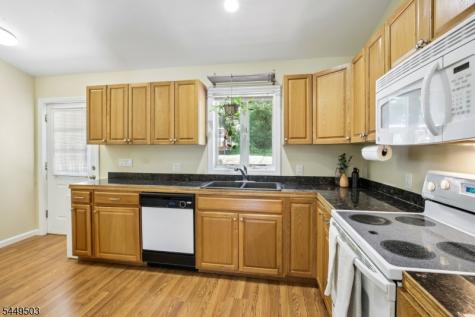 523 W Hill Road Lebanon NJ 08826