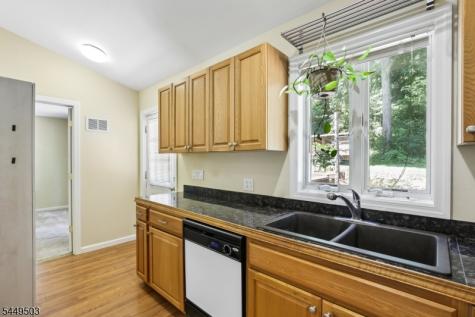 523 W Hill Road Lebanon NJ 08826