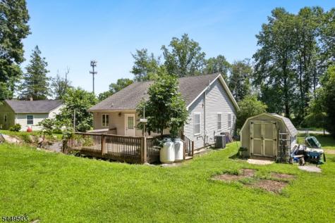 523 W Hill Road Lebanon NJ 08826