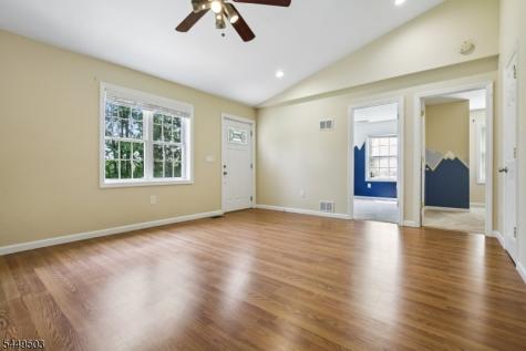 523 W Hill Road Lebanon NJ 08826