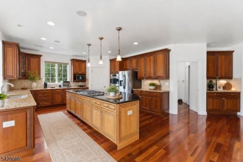 18 Todd Street Hillsborough NJ 08844